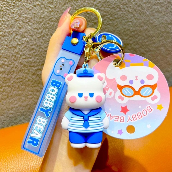 Cute Bobby bear keychain - Picture 1 of 2